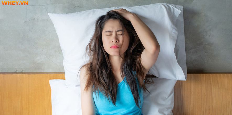Khi thấy người hay mệt mỏi buồn ngủ, có thể là dấu hiệu cảnh báo bạn có vấn đề về sức khỏe. Cùng Wheyshop tìm hiểu 14 nguyên nhân, cách khác phục dưới đây nhé!